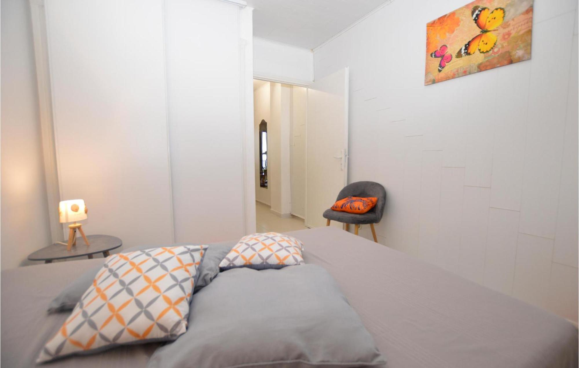 Cozy Apartment In Propriano With Kitchen Exteriör bild